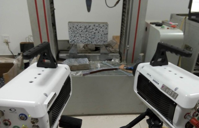 Rock splitting experiment